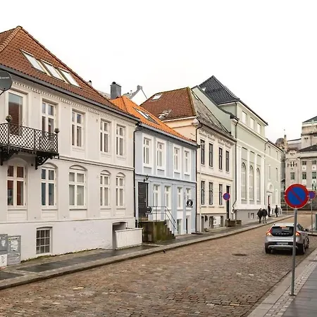 Dinbnb Apartments I Charming 3-Bedroom In The Heart Of The City Bergen Exterior photo